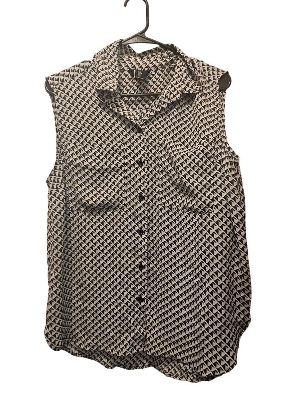 Sleeveless Black & White Geometric Button-Up Blouse With Collar Womens Size M